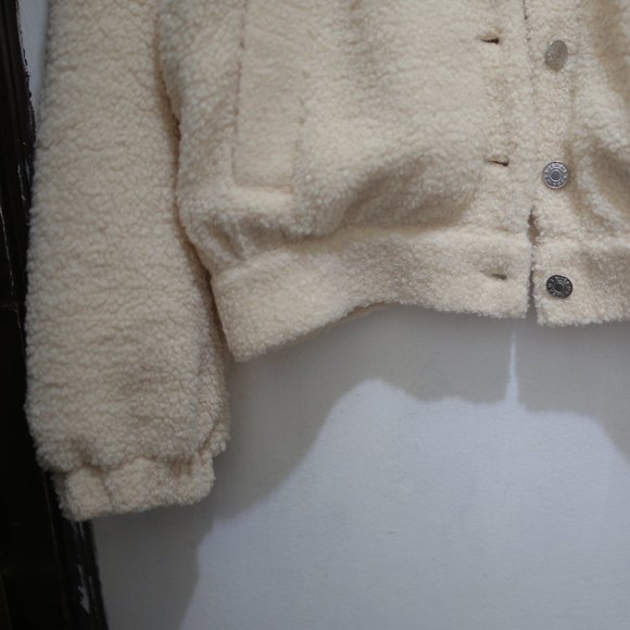 NWT Sherpa Vanilla Jacket Doll's KIll brand. - Picture 4 of 11